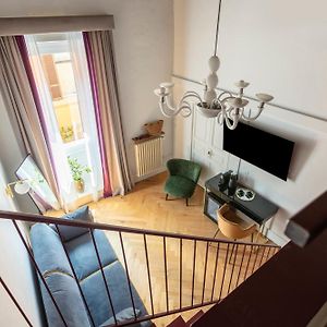 Uitgebreide Kamer met een King Size Bed